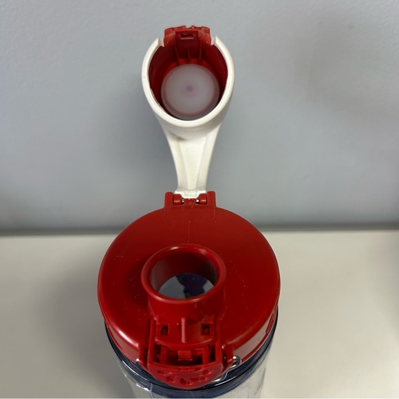 Iron Man Nalgene Kids Water Bottle - Picture 5 of 8